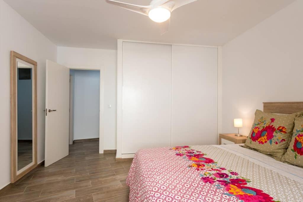 Espacioso Y Centrico Piso Con Zona Chill-Out อาลิกันเต ภายนอก รูปภาพ