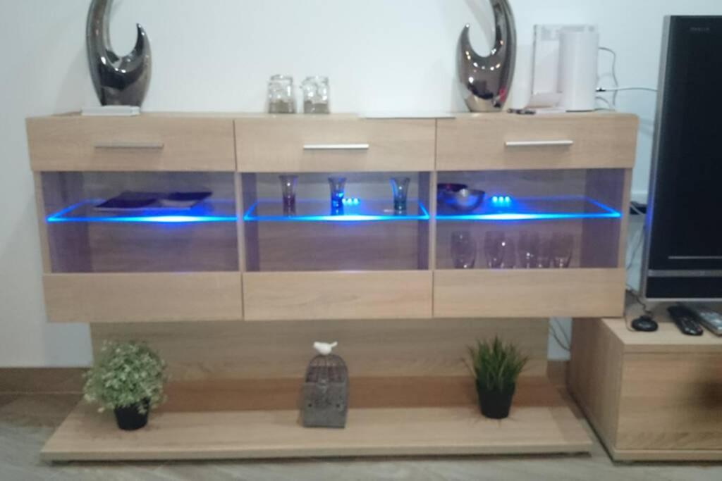 Espacioso Y Centrico Piso Con Zona Chill-Out อาลิกันเต ภายนอก รูปภาพ