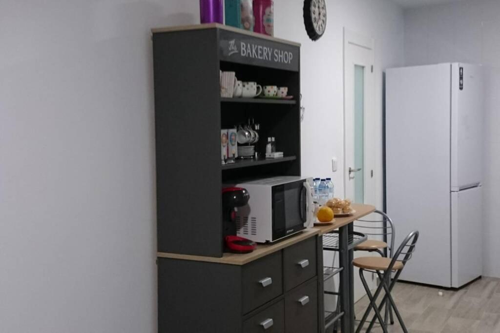 Espacioso Y Centrico Piso Con Zona Chill-Out อาลิกันเต ภายนอก รูปภาพ