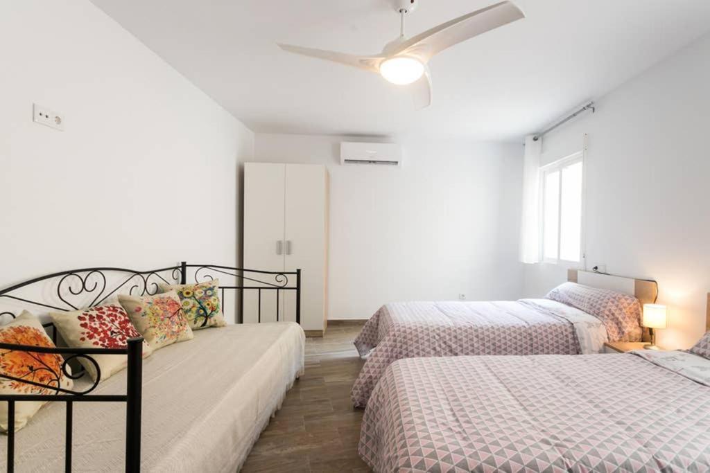 Espacioso Y Centrico Piso Con Zona Chill-Out อาลิกันเต ภายนอก รูปภาพ