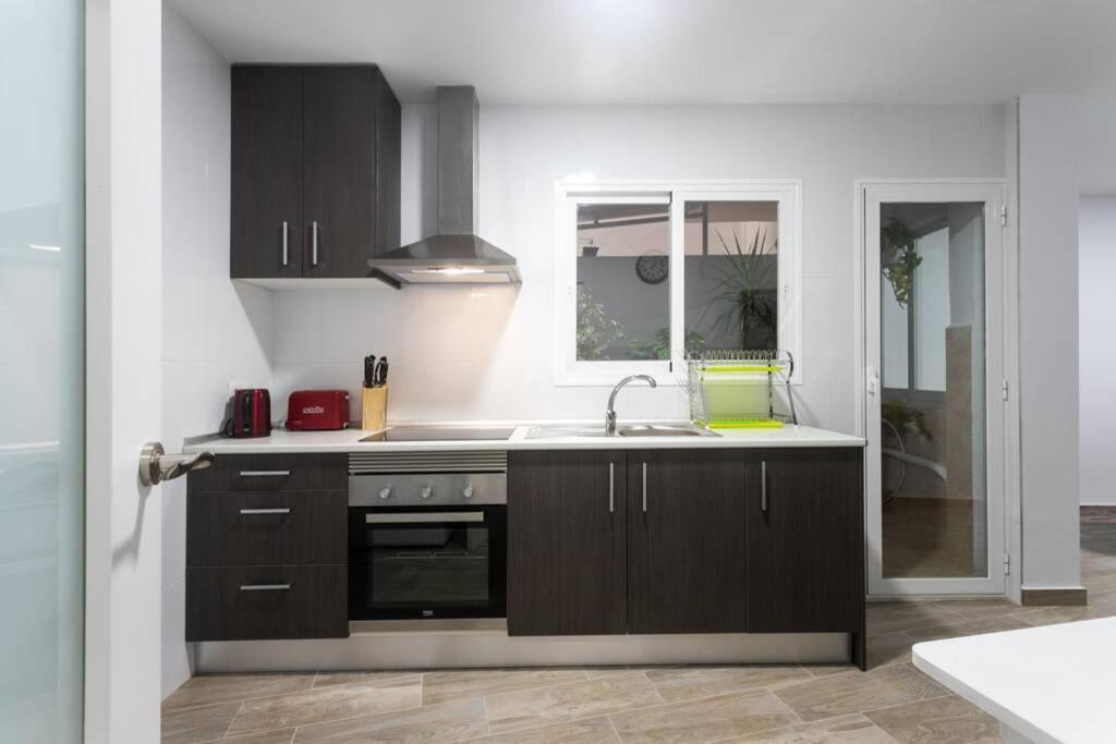 Espacioso Y Centrico Piso Con Zona Chill-Out อาลิกันเต ภายนอก รูปภาพ
