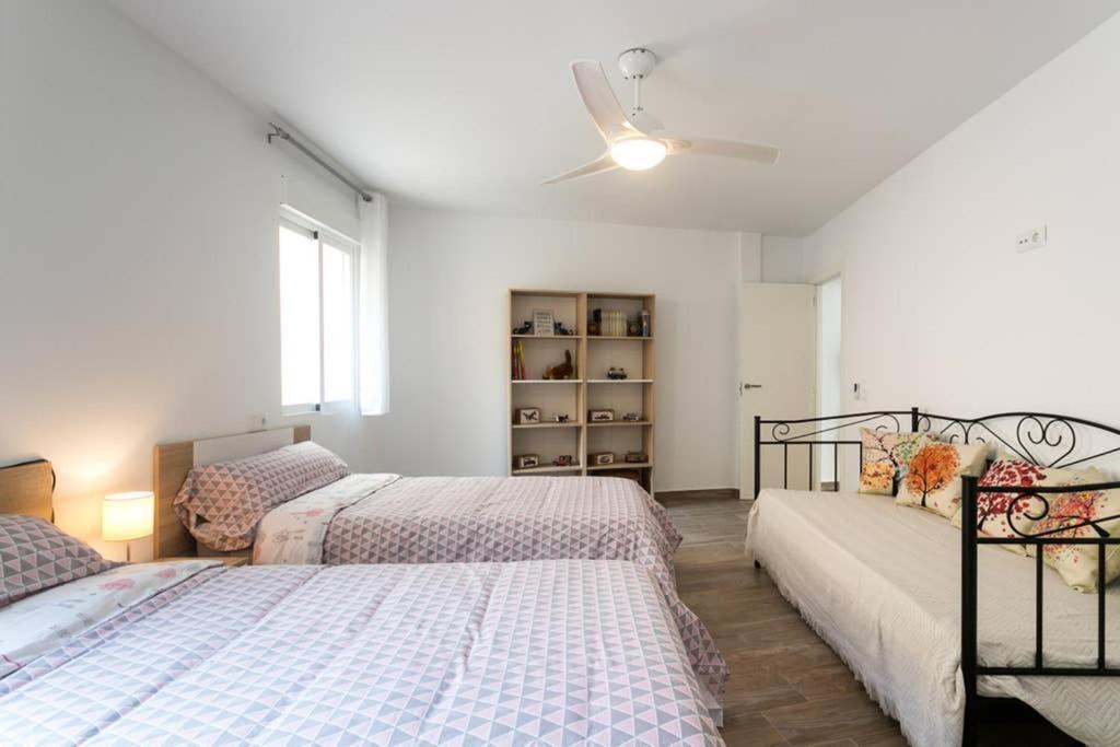 Espacioso Y Centrico Piso Con Zona Chill-Out อาลิกันเต ภายนอก รูปภาพ